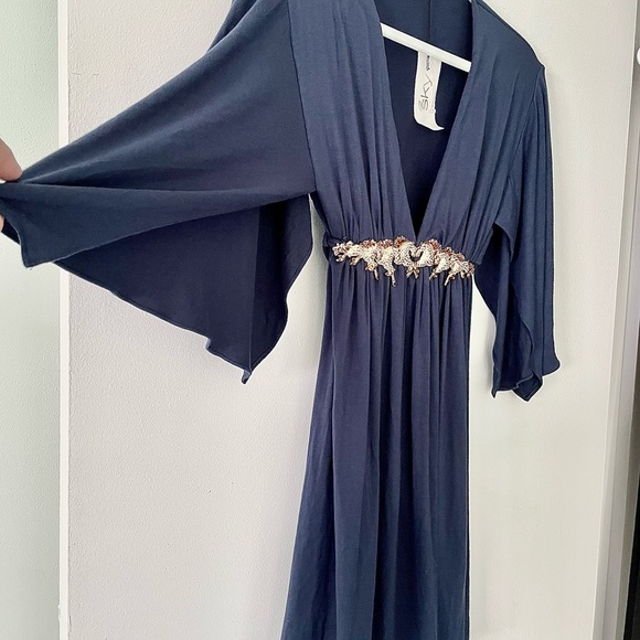 Cape Sleeve Unbelievable dead stock HORSES embellished vintage dress Very 80s - Picture 4 of 7